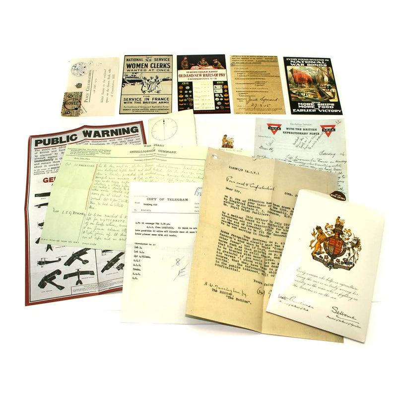 将图像加载到画廊查看器中，Great War Memorabillia DVD Set
