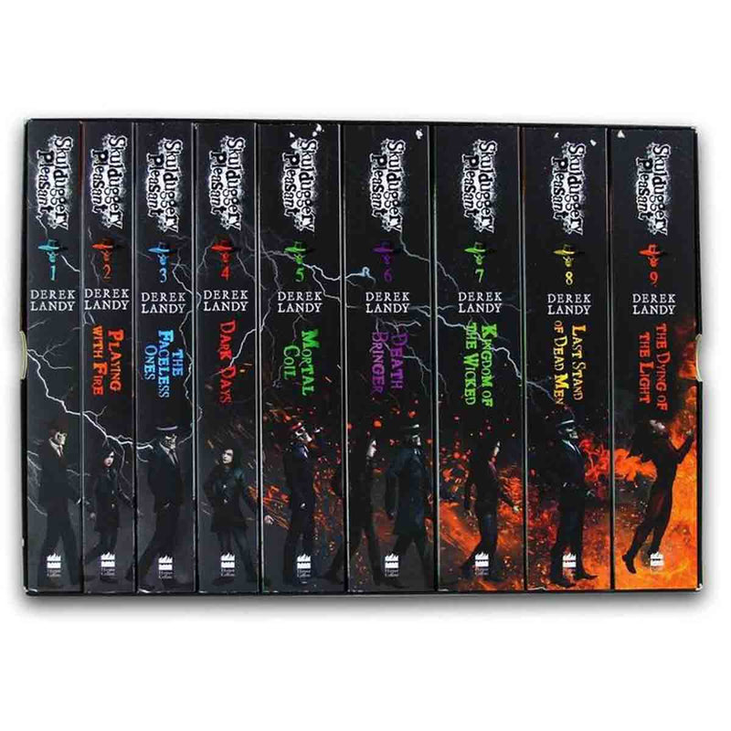 将图像加载到画廊查看器中，Skulduggery Pleasant 9 Volume Slipcase
